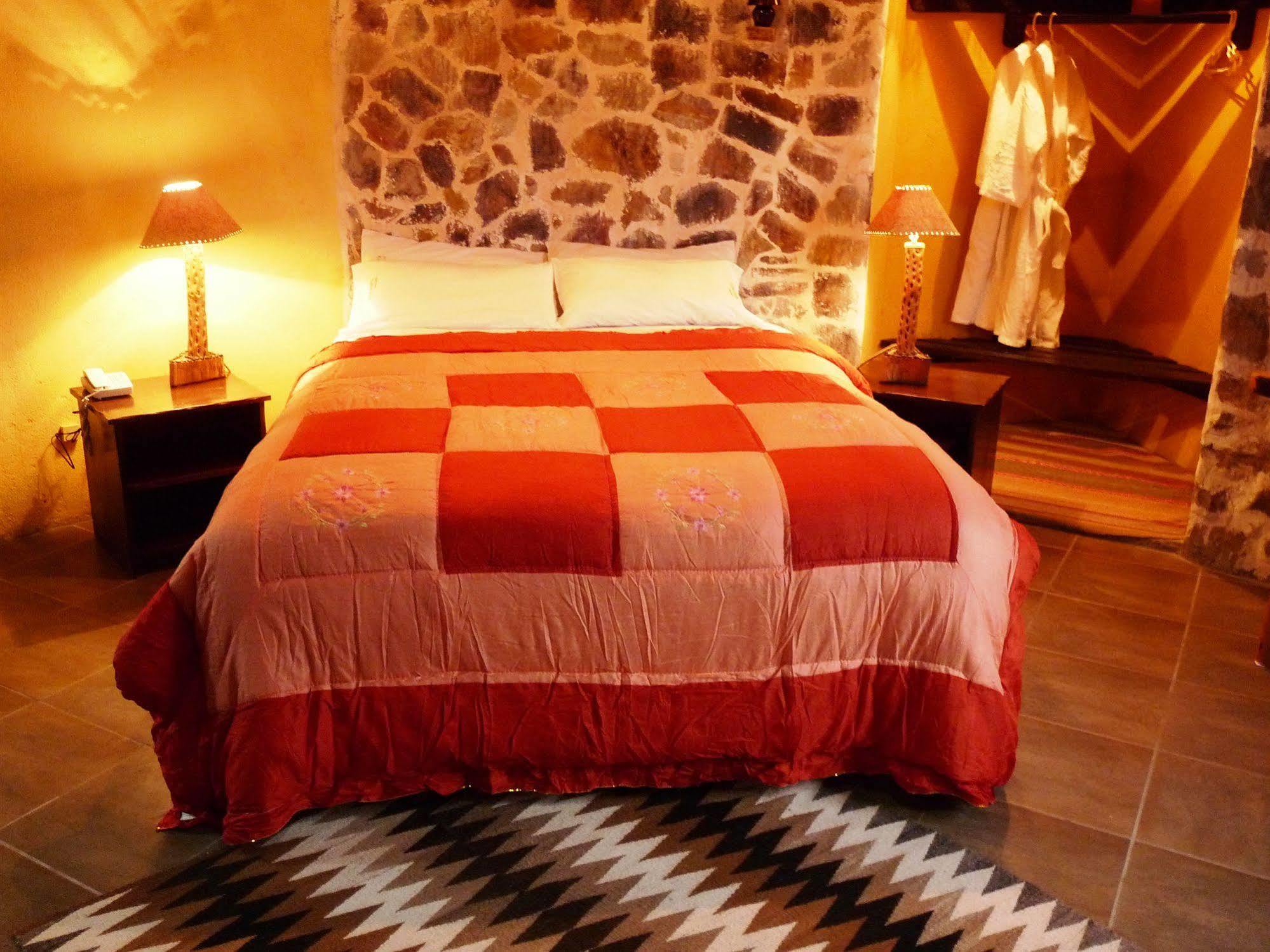 Hotel Kuntur Wassi Cabanaconde Ngoại thất bức ảnh